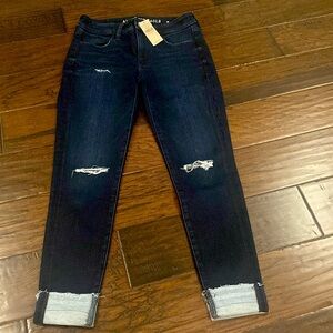 American Eagle Super Stretch ankle jeggings.